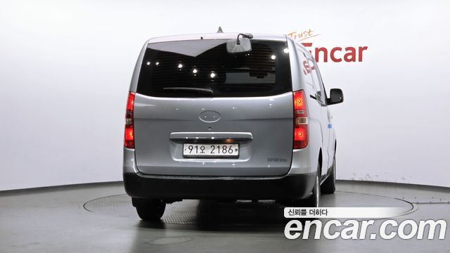 Hyundai Starex Van 3-Seater Style — пробег 128 102 км — фото 4 из 5
