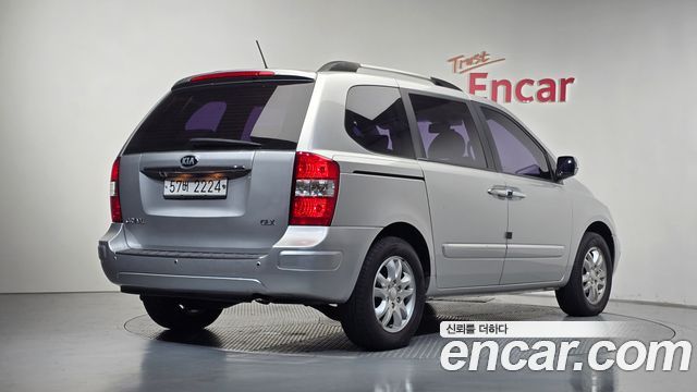 Kia Carnival New Carnival GLX High-Deluxe — пробег 64 278 км — фото 2 из 5