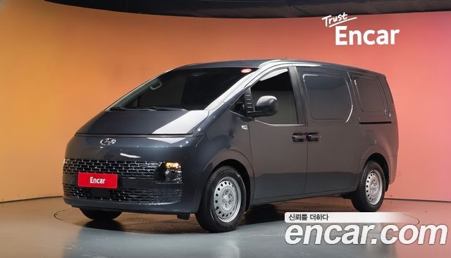 Hyundai Staria Cargo 3-Seater Smart — пробег 12 017 км — фото 1 из 5