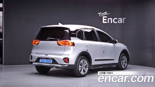 Kia Niro из Кореи Encar