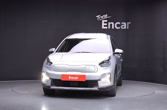 Kia Niro Air — пробег 85 680 км — фото 3 из 5
