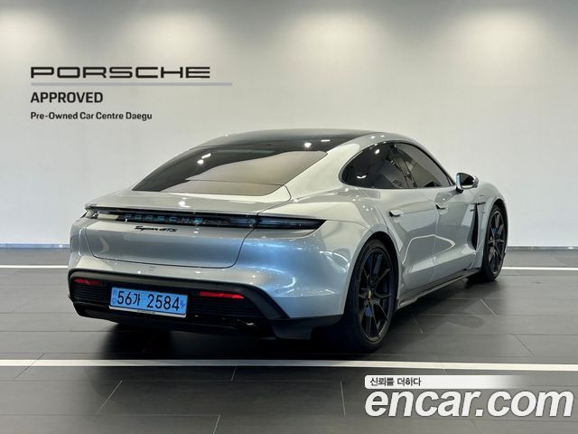 Porsche Taycan из Кореи Encar