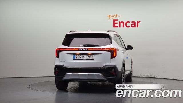 Kia Seltos из Кореи Encar