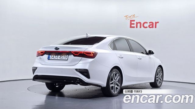 Kia K3 из Кореи Encar