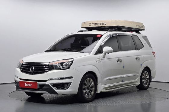 Ssangyong KORANDO 4WD TX 9-seater — пробег 81 097 км — фото 1 из 5