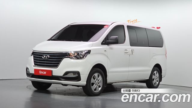 Hyundai Starex 4WD Wagon 12-Seater Smart — пробег 159 497 км — фото 1 из 5