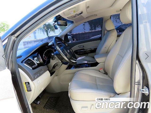 Kia Carnival 7-seater Limousine President — пробег 141 929 км — фото 5 из 5
