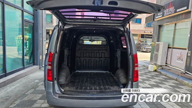 Hyundai Starex 5-Seater VAN Smart — пробег 465 622 км — фото 3 из 5