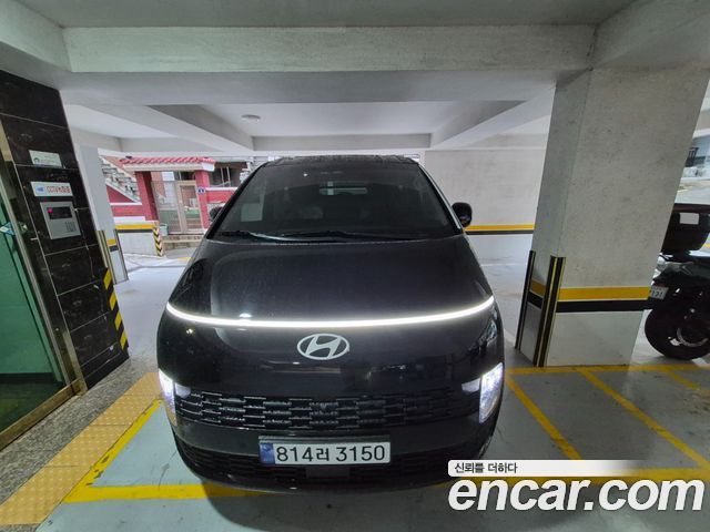 Hyundai Staria HEV 1.6T Cargo 5-Seater Modern — пробег 4 100 км — фото 1 из 5