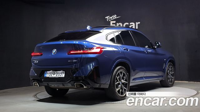 BMW X4 xDrive20i M Sport — пробег 36 030 км — фото 2 из 5