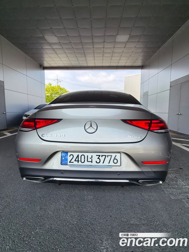 Mercedes-Benz CLS-Class CLS450 4MATIC AMG Line — пробег 8 500 км — фото 4 из 5