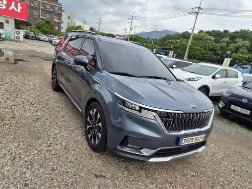 Kia Carnival Diesel 9-Seater Signature — пробег 200 000 км — фото 2 из 5