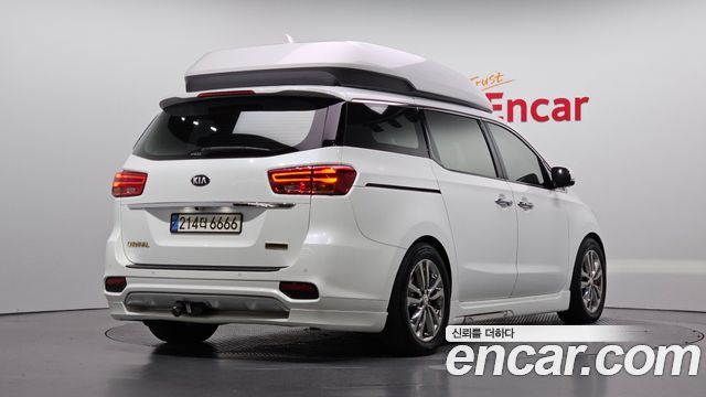 Kia Carnival из Кореи Encar
