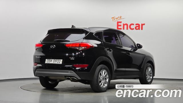 Hyundai Tucson Diesel 2.0 4WD Modern — пробег 228 713 км — фото 2 из 5