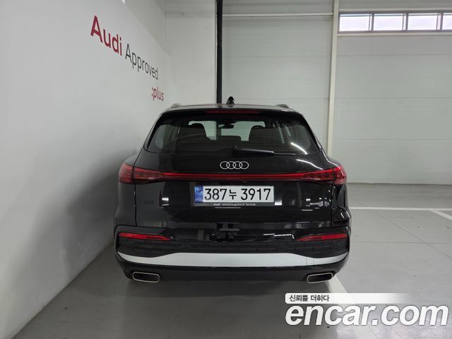Audi Q5 40 TFSI Quiattro Advanced — пробег 923 км — фото 4 из 5
