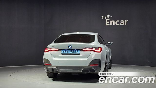 BMW i4 eDrive40 M Sports — пробег 80 693 км — фото 4 из 5