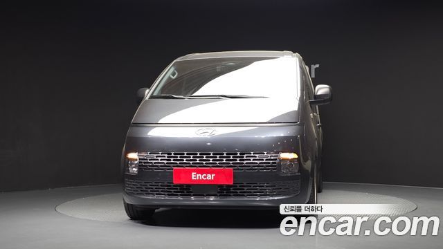 Hyundai Staria Cargo 5-Seater Smart — пробег 187 444 км — фото 3 из 5