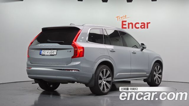 Volvo XC90 B6 Ultimate Bright — пробег 50 338 км — фото 2 из 5