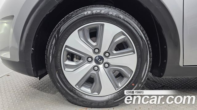 Kia Niro из Кореи Encar