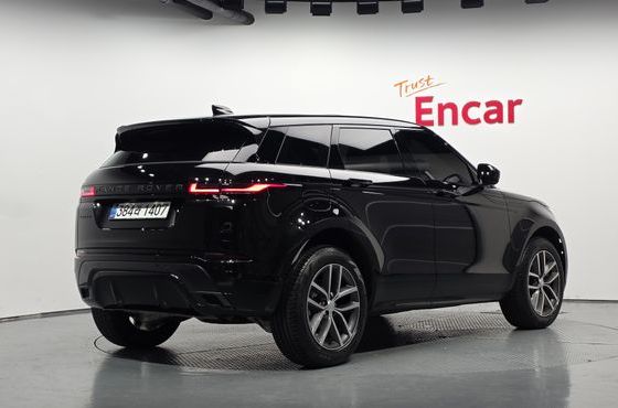 Land Rover Range Rover Evoque P250 Dynamic SE — пробег 4 066 км — фото 2 из 5