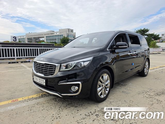 Kia Carnival 9-seater Prestige — пробег 88 012 км — фото 1 из 5