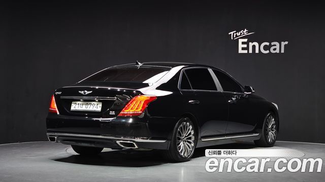 Genesis EQ900 3.8 GDI AWD Premium Luxury — пробег 301 523 км — фото 2 из 5