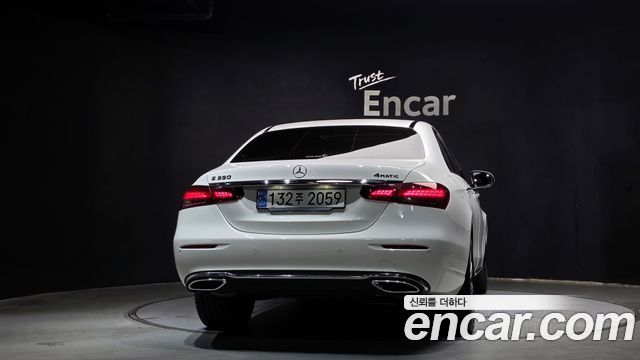 Mercedes-Benz E-Class из Кореи Encar