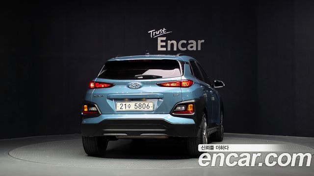 Hyundai Kona из Кореи Encar