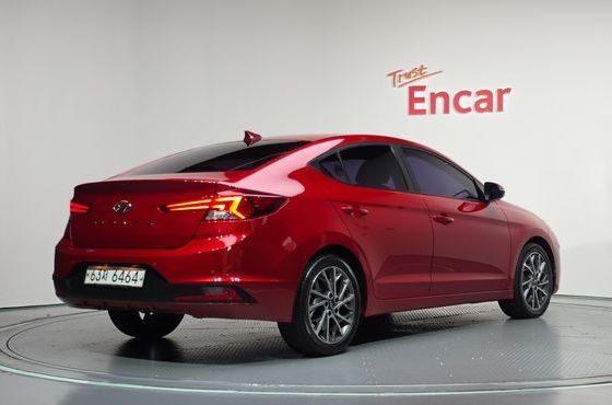 Hyundai AVANTE 1.6 Diesel Smart — пробег 75 771 км — фото 2 из 5