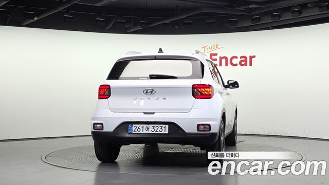Hyundai Venue из Кореи Encar