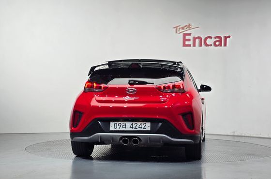 Hyundai Veloster 1.6 Turbo Sport Core — пробег 75 263 км — фото 4 из 5