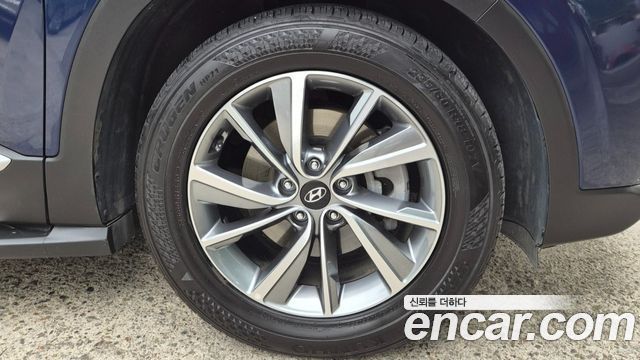 Hyundai Santafe Diesel 2.0 2WD Premium — пробег 35 000 км — фото 3 из 5