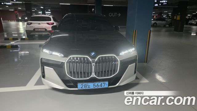 BMW i7 xDrive 60 M sport — пробег 34 500 км — фото 3 из 5
