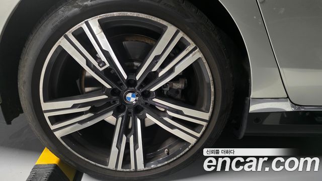 BMW i7 xDrive 60 M sport — пробег 34 500 км — фото 5 из 5
