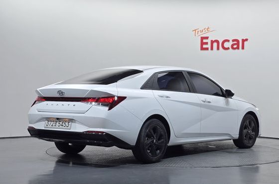 Hyundai AVANTE Smart — пробег 40 732 км — фото 2 из 5