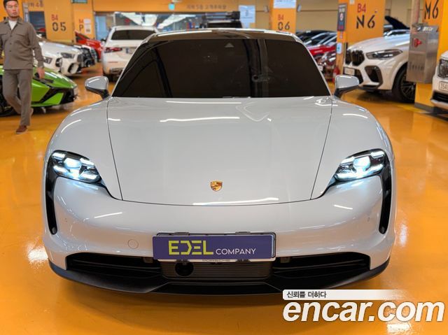 Porsche Taycan из Кореи Encar