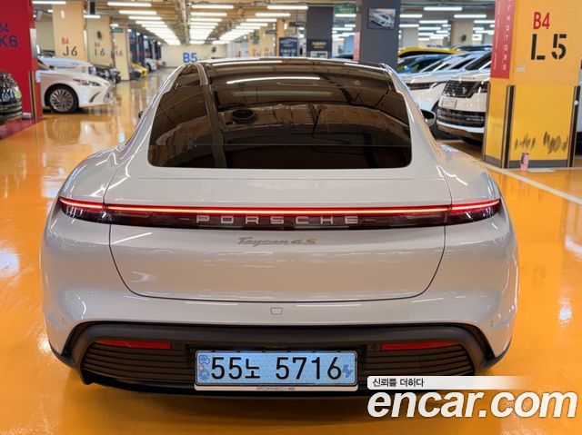 Porsche Taycan из Кореи Encar