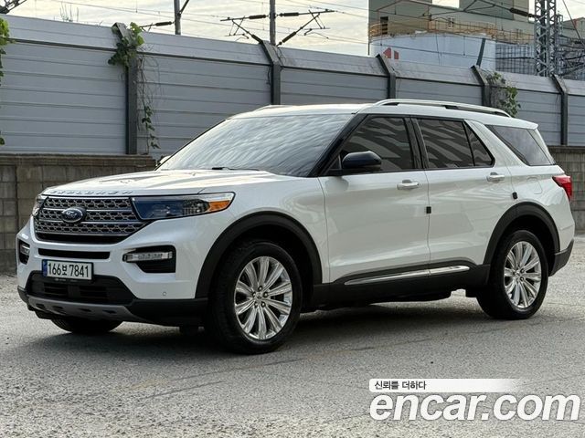 Ford Explorer 2.3 LimIted 4WD — пробег 58 800 км — фото 2 из 5