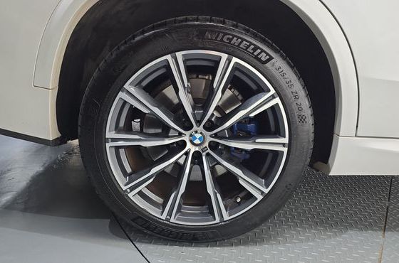 BMW X5 xDrive 30d M Sport — пробег 54 205 км — фото 5 из 5