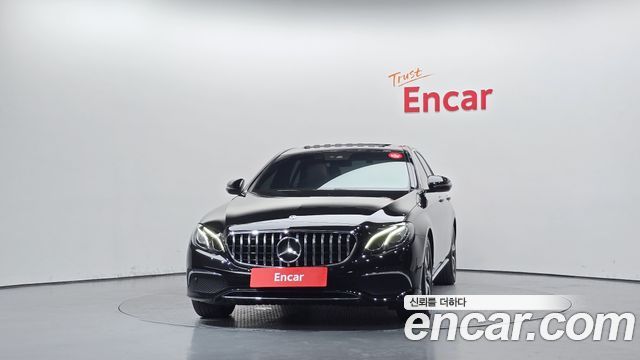 Mercedes-Benz E-Class из Кореи Encar