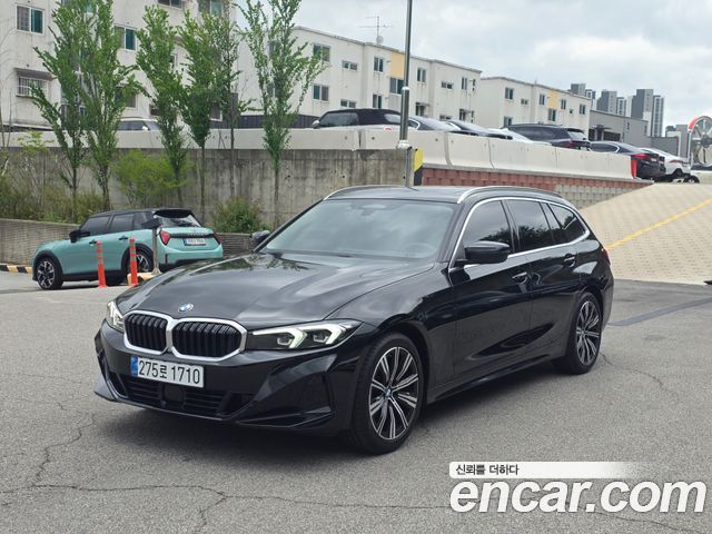 BMW 3-Series 320i Touring — пробег 9 000 км — фото 1 из 5