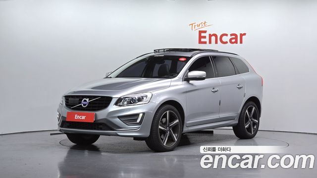 Volvo XC60 D5 R-Design AWD 1st — пробег 75 682 км — фото 1 из 5