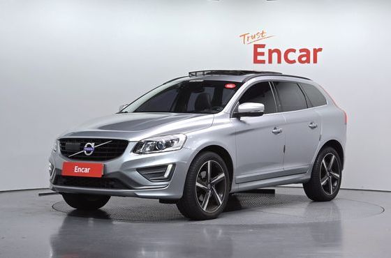 Volvo XC60 D5 R-Design AWD 1st — пробег 75 682 км — фото 1 из 5