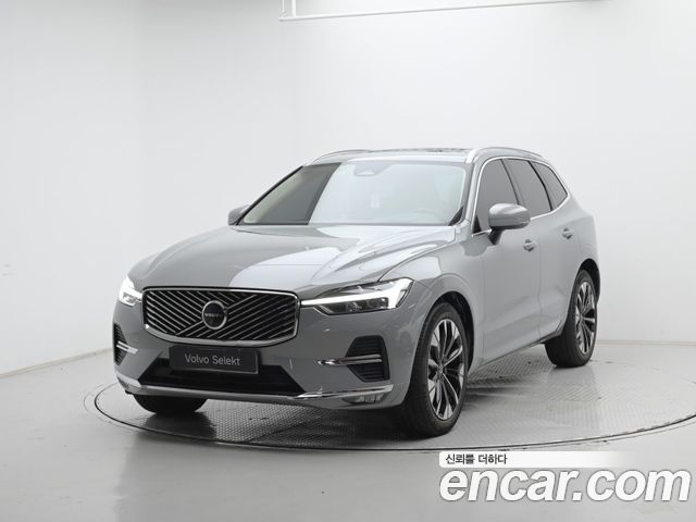 Volvo XC60 B5 Ultra Bright Air Sus — пробег 106 км — фото 1 из 5