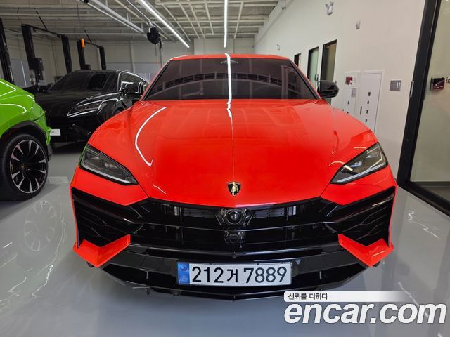 Lamborghini Urus 4.0 V8 SE — пробег 38 км — фото 1 из 5