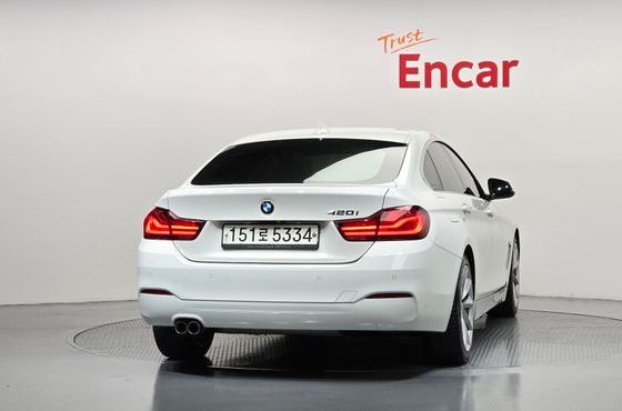 BMW 4-Series 420i Gran Coupe Special Edition — пробег 127 318 км — фото 4 из 5