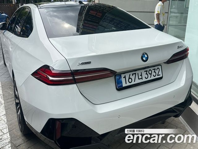 BMW 5-Series 530i xDrive — пробег 1 344 км — фото 5 из 5