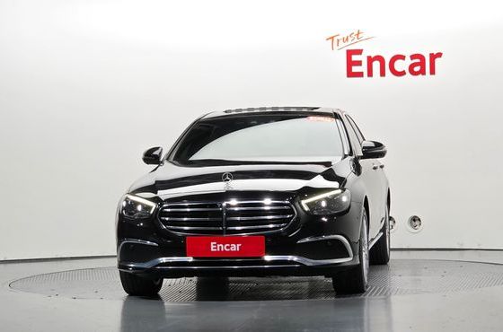Mercedes-Benz E-Class E220d 4MATIC Exclusive — пробег 89 249 км — фото 3 из 5