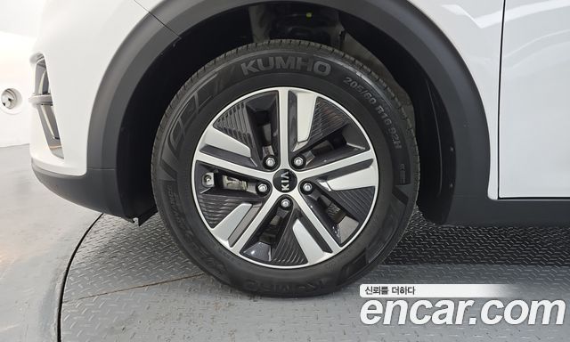 Kia Niro из Кореи Encar
