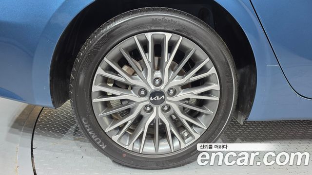 Kia K3 из Кореи Encar